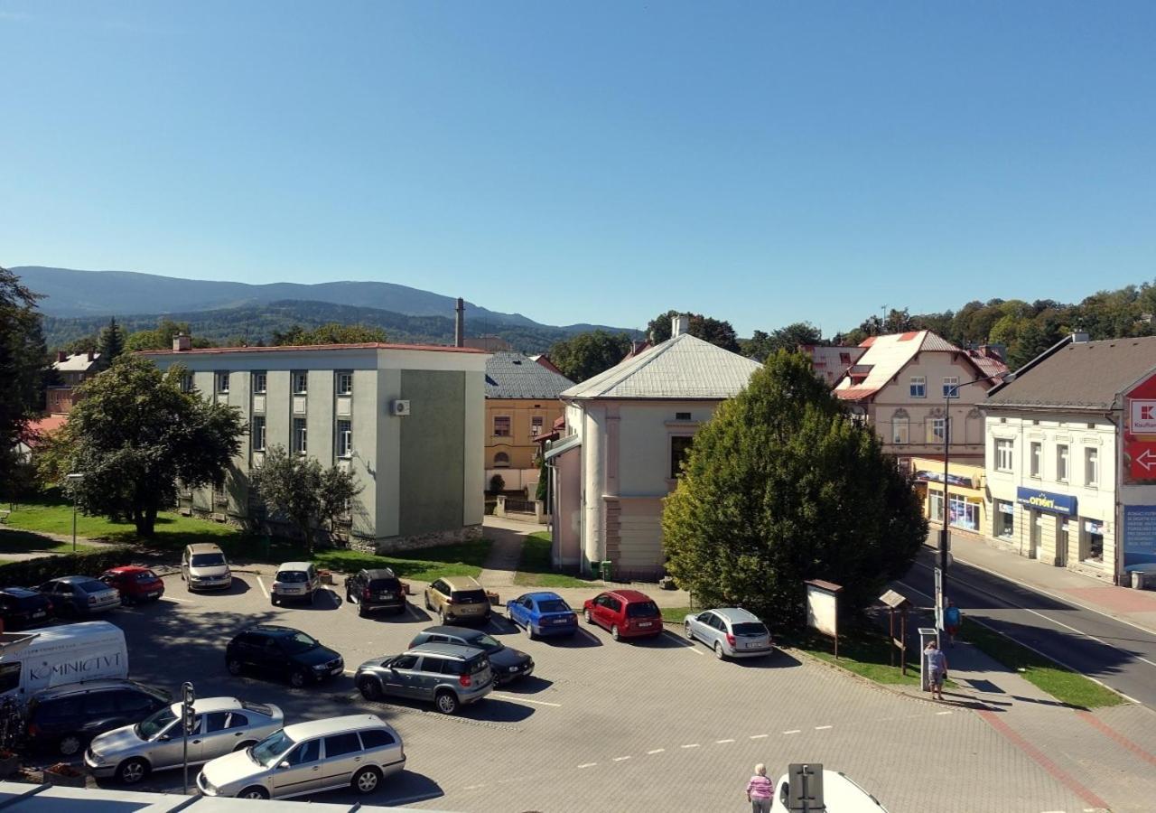 Hotel Staric Jeseník エクステリア 写真