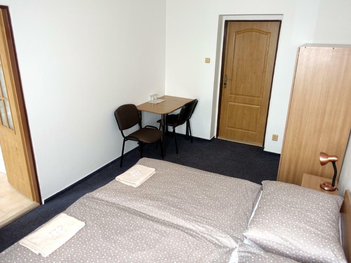 Hotel Staric Jeseník エクステリア 写真